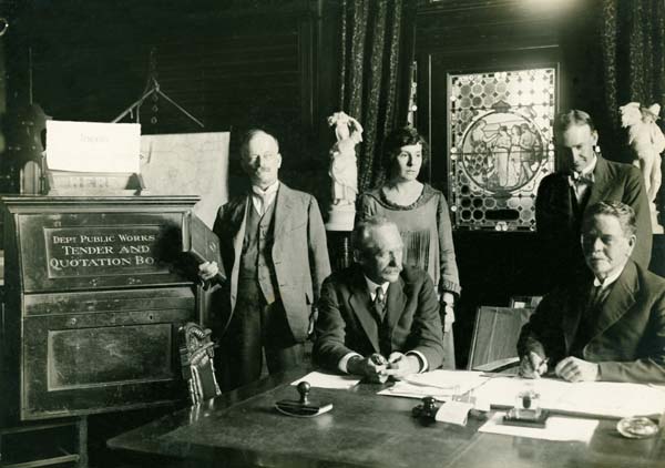 Bridge tender opening